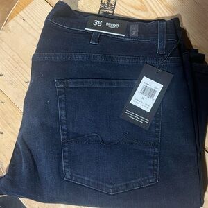 7 For All Mankind Austin Relaxed Size 36